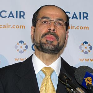 Nihad Awad, executive director of CAIR (VOA Photo/M. Elshinnawi)