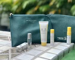 Singapore Airlines amenity kit