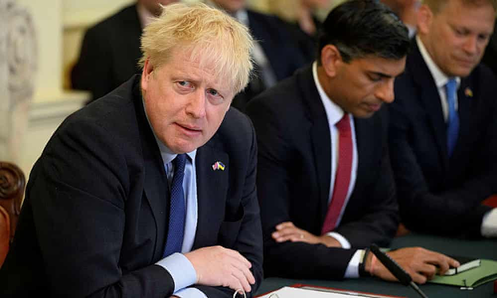 Senior Tory MPs renew calls to Boris Johnson for urgent tax cuts 