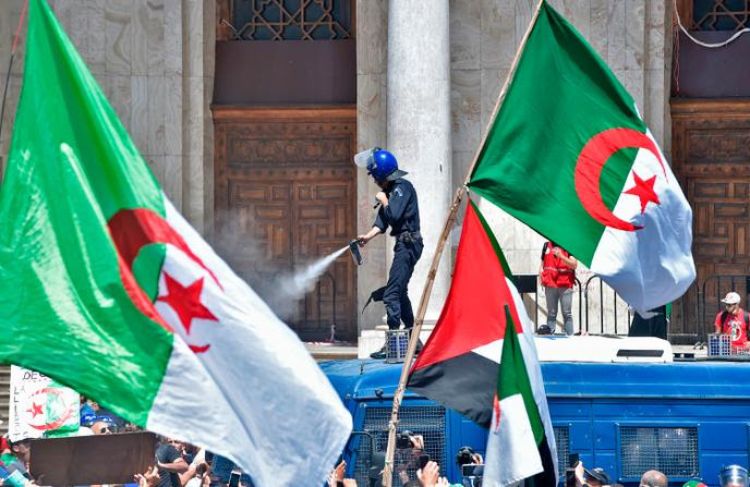 Manifestation à Alger, le 17 mai.