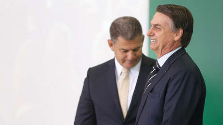 El presidente de Brasil, Jair Bolsonaro, junto al ya exministro Gustavo Bebianno en el Palacio de Planalto, Brasilia, 2 de enero de 2019.