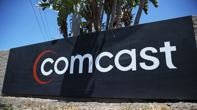 3 DDoS Attack in Progress! Nationwide Comcast Service Outage - Lines Cut? (Video)