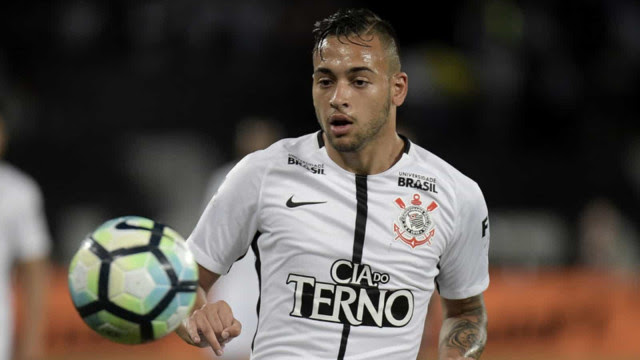 Corinthians oficializa a volta de Maycon: 'Espero dar muitas alegrias'