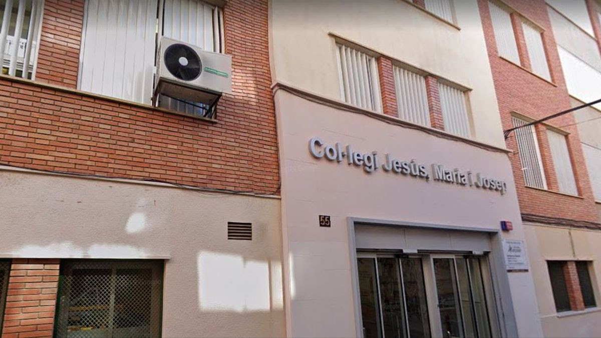 La Generalitat investiga al colegio que castigó a un informático por denunciar la pedofilia de un cura del centro