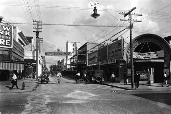 Miami calle Primera del Downtown, 1928
