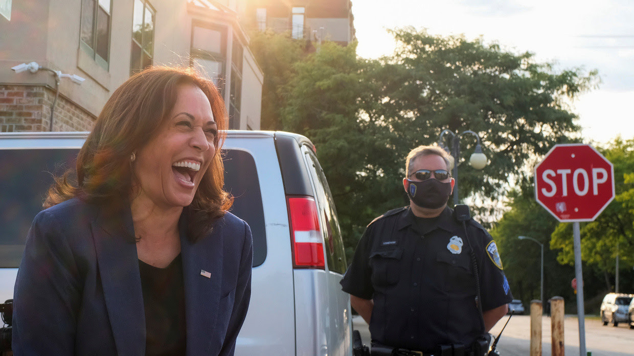 Kamala Harris laughing her butt off