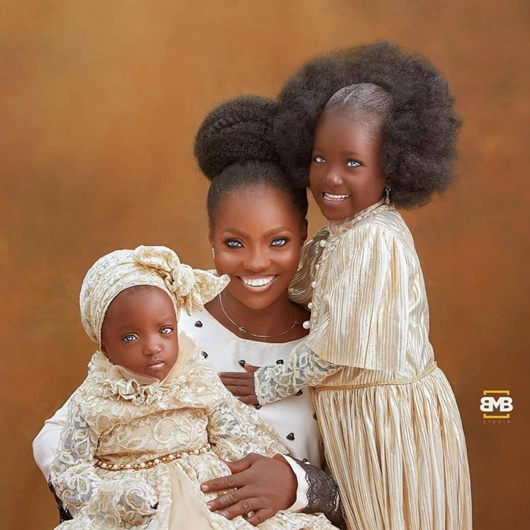 Stunning new photo of Kwara mother and daughters who went viral recently because of their blue eyes