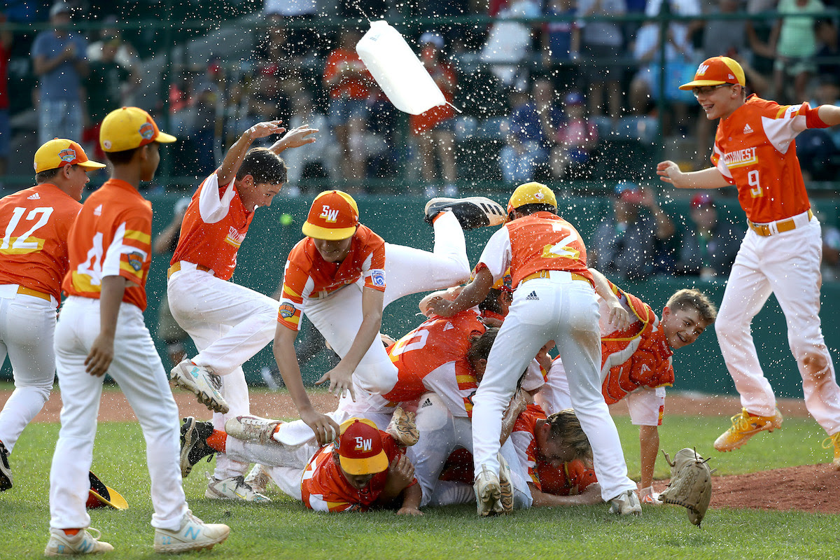 Honolulu defeats New York with power and pitching in Little League World  Series - West Hawaii Today