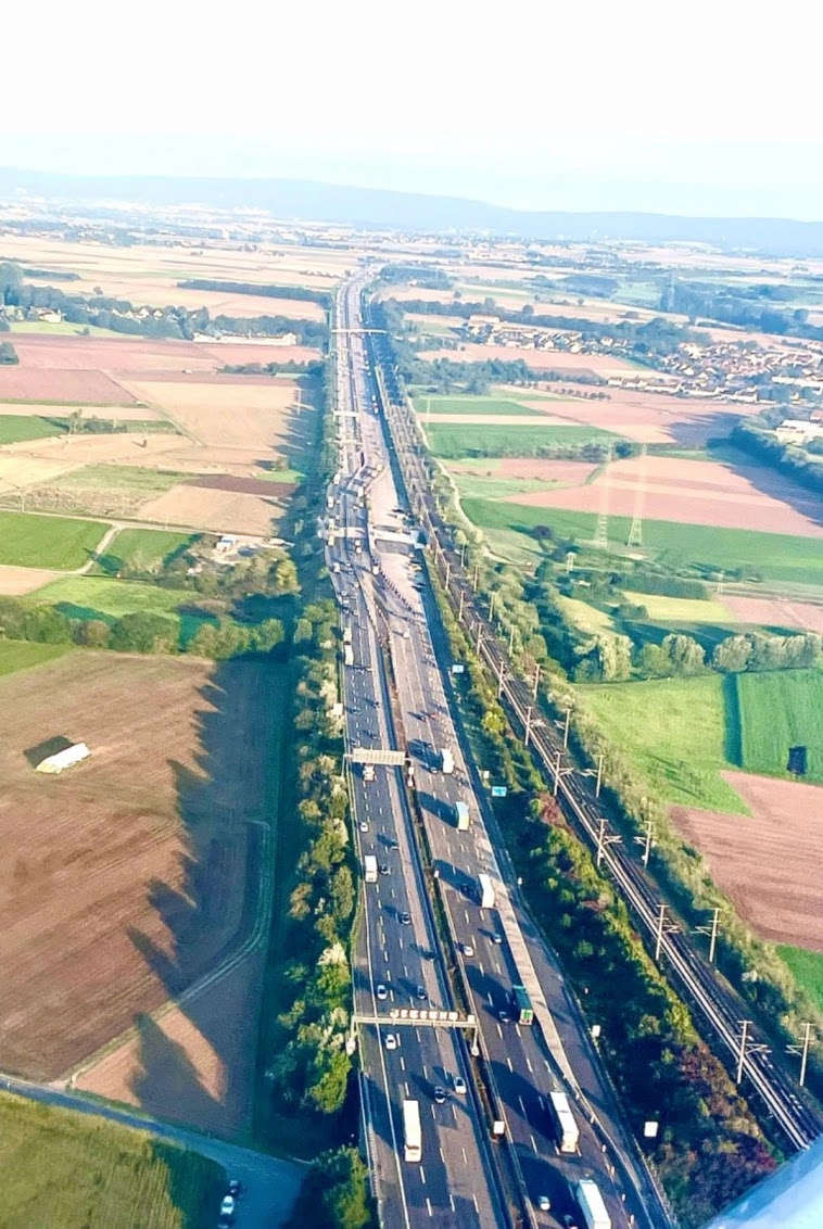 Азия. Понедельник. Азия. Понедельник.