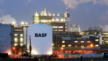Basf alcanza ventas por € 23.000 millones en el segundo trimestre del año, mostrando un aumento de 16.3% frente al trimestre anterior