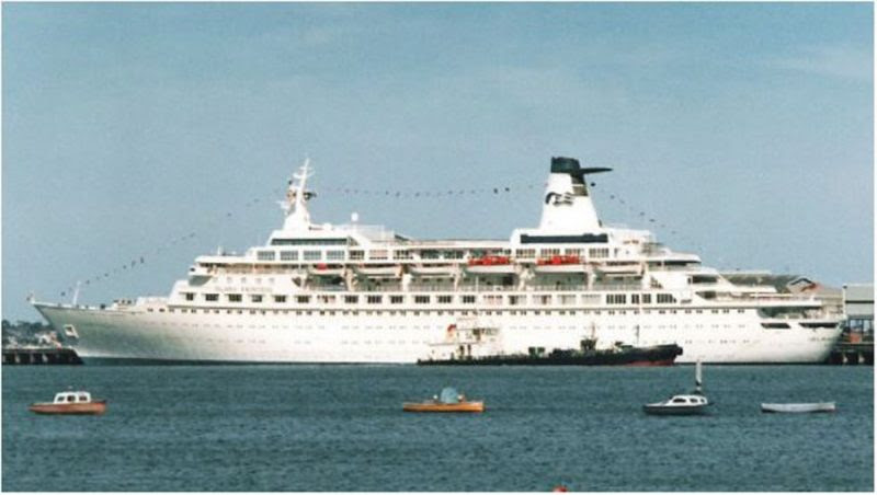 La croisiere, les navire...d'Hier Legendarycruiseship45-800x452
