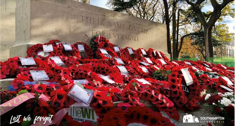 Cenotaph and wreaths image