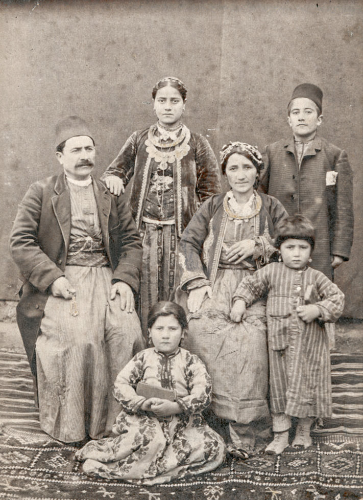 /www.houshamadyan.org/oda/americas/kazanjian-collection-usa.html?utm_campaign=Houshamadyannewsletter16529&utm_medium=email&utm_source=ListName yd2