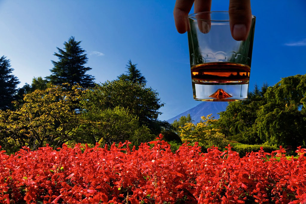 http://twistedsifter.com/2013/03/whiskey-on-the-rocks-of-fuji/