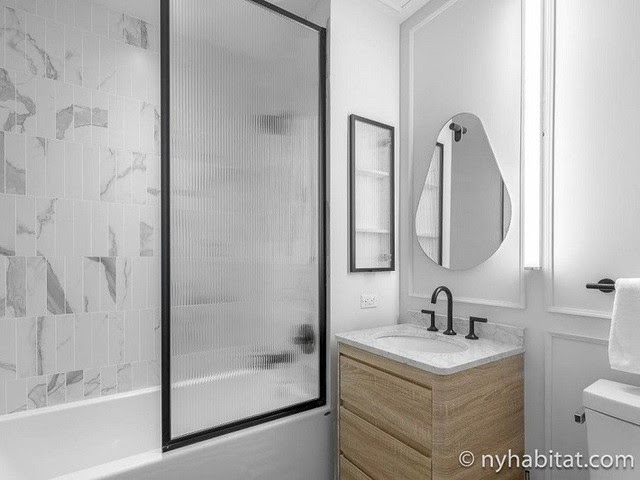 Ngạc nhiên với hàng trăm ngôi nhà xinh đẹp được xây nổi trên mặt nước tại Amsterdam photo 9 15572187636281893577025 Ngạc nhiên với hàng trăm ngôi nhà xinh đẹp được xây nổi trên mặt nước tại Amsterdam