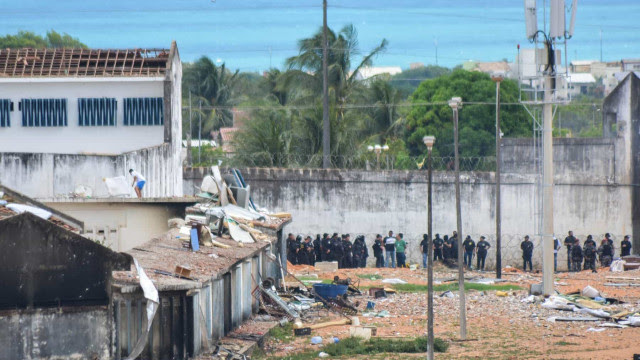 Covid-19: Número de presos cai no Brasil durante a pandemia