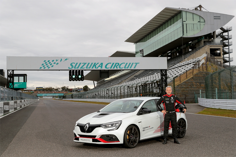 MEGANE R.S. TROPHY-R Suzuka Circuit Time-attack