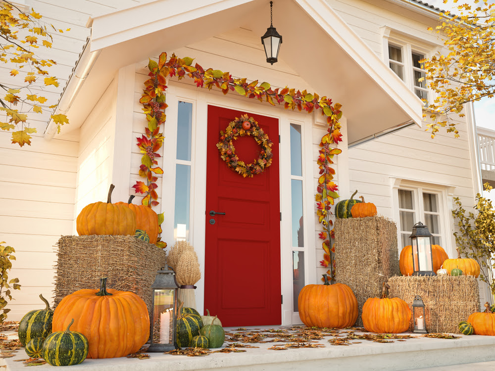 46 Fall Porch Decorating Ideas to Get You Ready for Autumn,Lenny  LaRocca