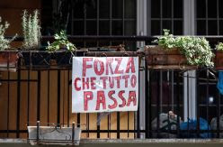 "No, no todo va a ir bien": menos canciones en el balcón y más malestar social en el sur de Italia
