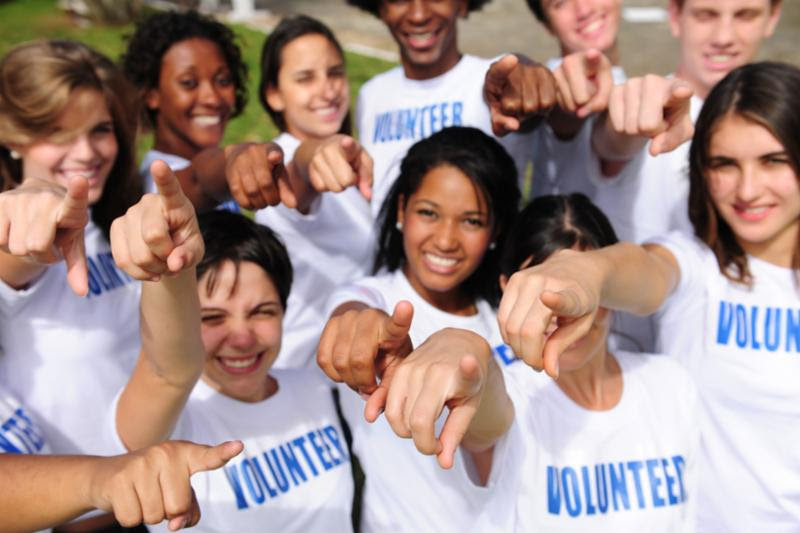 volunteer_divers_happy.jpg