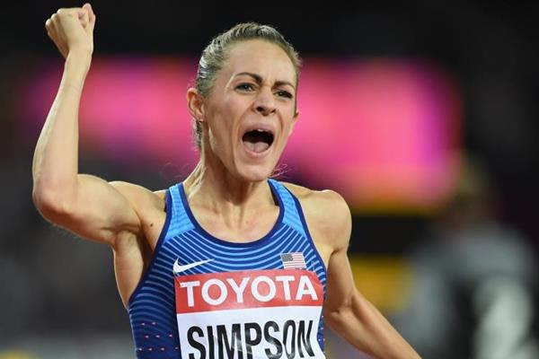 Jenny Simpson celebrates her 1500m silver at the IAAF World Championships London 2017 (Getty Images)