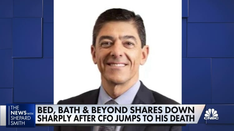 Bed Bath & Beyond picks interim CFO after Gustavo Arnal suicide