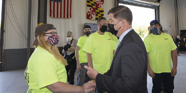 Secretary Walsh meets with Local 37 members in Baltimore.