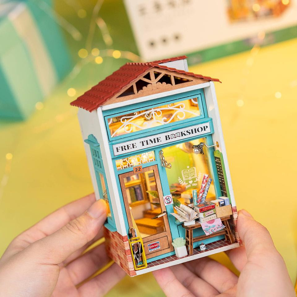 DIY Miniature House Kits