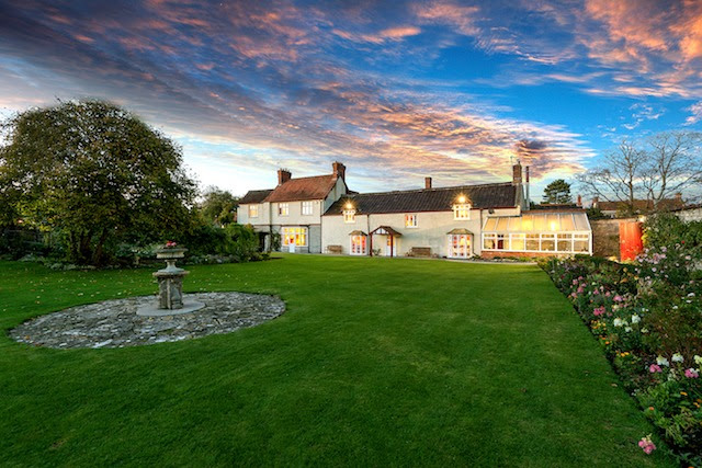 LOW res Park House copy.jpg