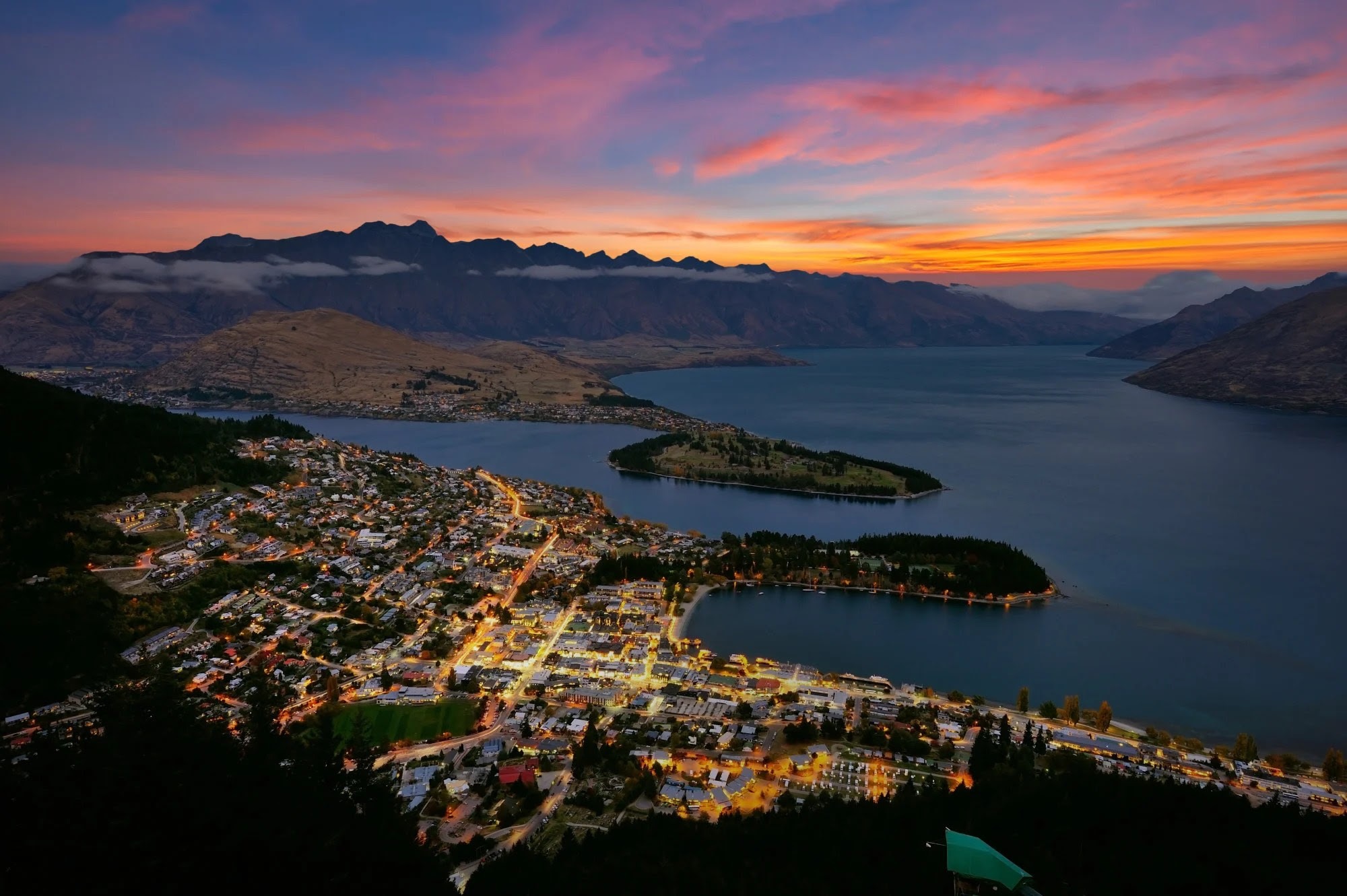 See tripadvisor's 340,849 traveller reviews and photos of queenstown tourist attractions. 11 Epic Things to Do at Night in Queenstown, New Zealand ePub Zone