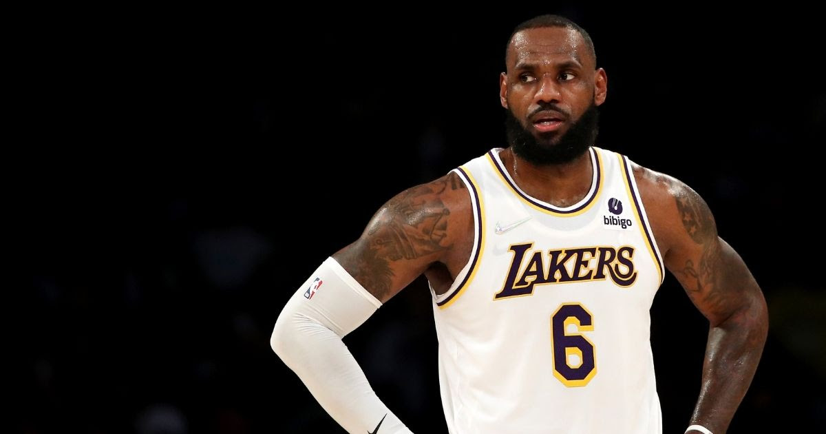 LeBron James Wants Announcer Out of Basketball Over Innocent On-Air Mistake