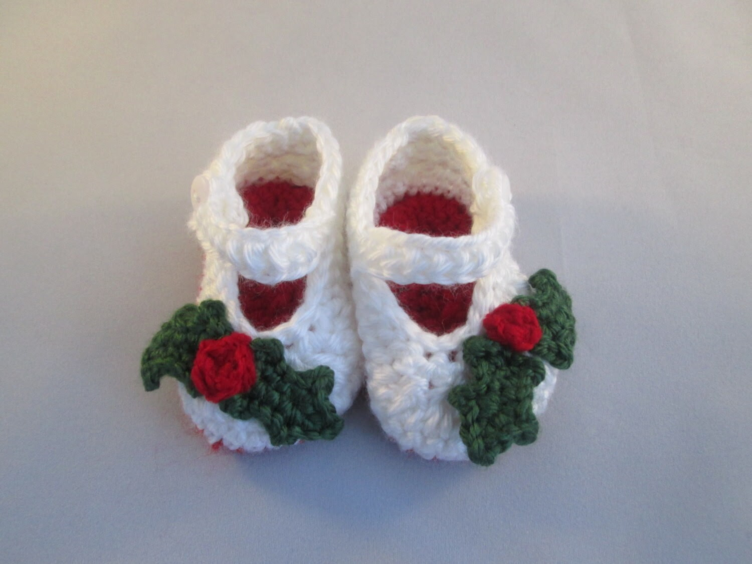 Holly Berry Handmade Crocheted Baby Mary Jane Shoes/ Baby Booties/Baby ...