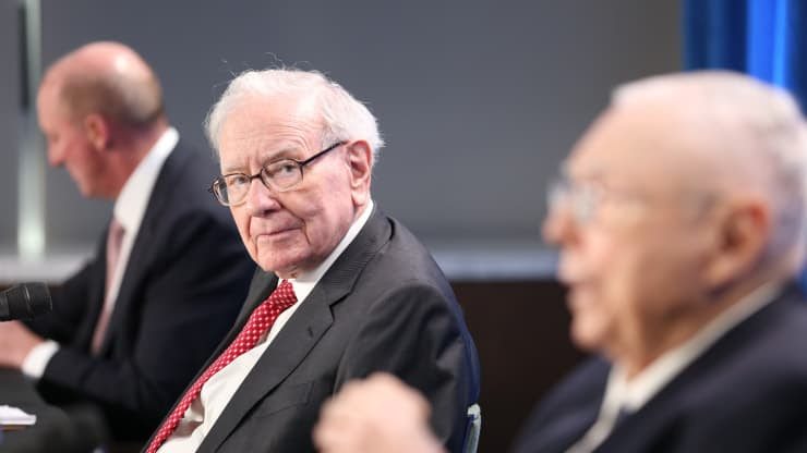 Warren Buffett at the Berkshire Hathaway annual meeting 