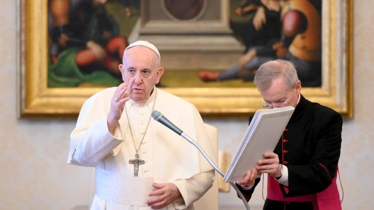 Pope Francis blesses the faithful during the General Audience