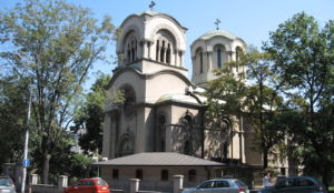 Serbia: Muslim migrants rob Belgrade churchgoers in the middle of church service