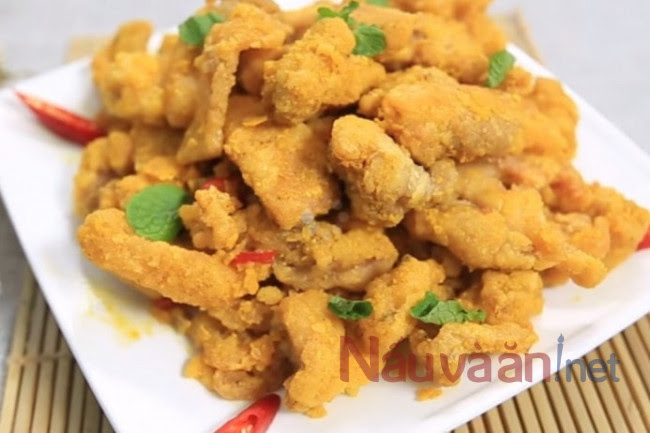 gà chiên sốt trứng muối