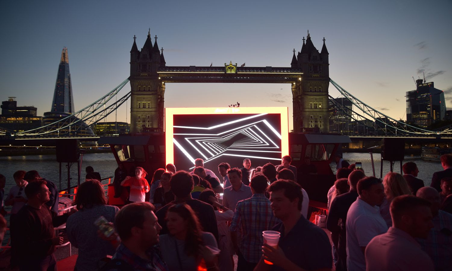 41% off tickets to the London Party Boat cruise