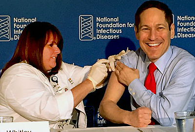 On September 29, 2016, CDC Director Tom Frieden received a flu vaccine.