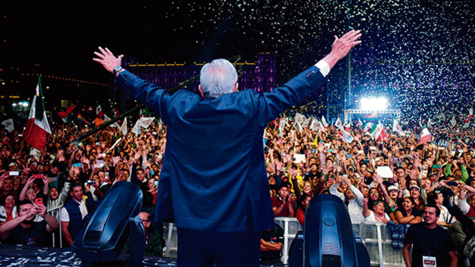 La investidura de Andrés Manuel López Obrador, despojada de viejos rituales de la política mexicana.