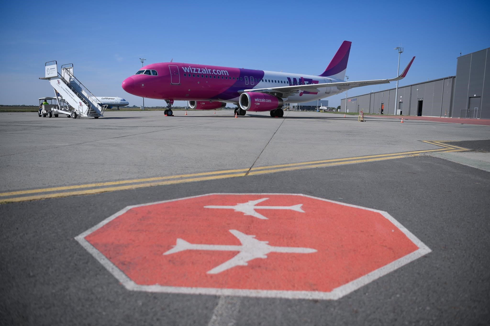 452 millió eurót bukott a Wizz Air