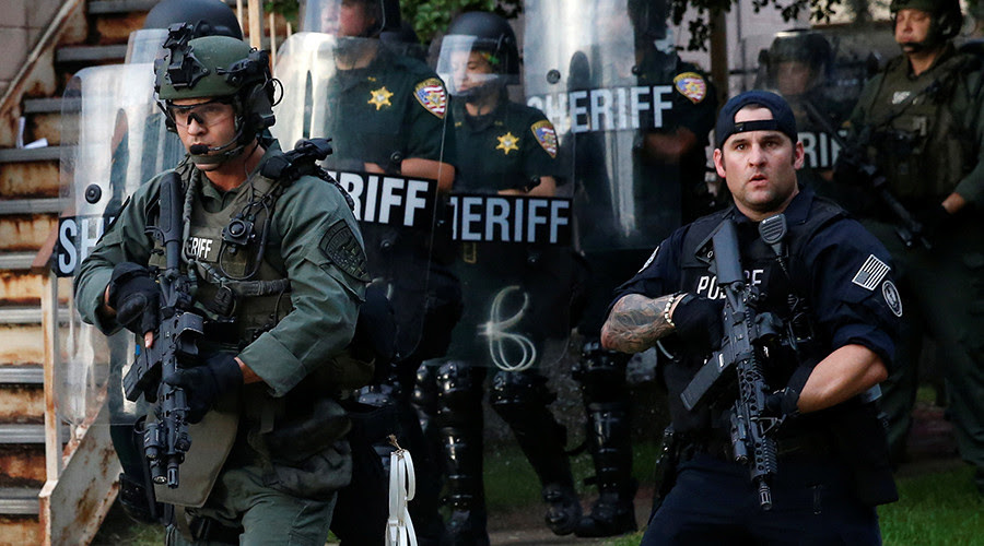Breaking: Police Officers Shot and Killed in Baton Rouge Breaking: Police Officers Shot and Killed in Baton Rouge