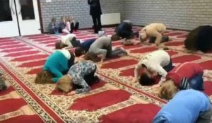 US Supreme Court: Teacher who forced student to say Islamic conversion prayer did not violate Establishment Clause
