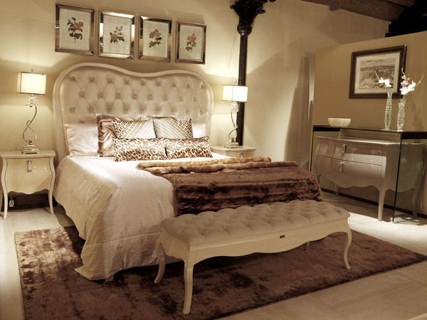 ديكورات غرف نوم رائعه من Versace 401180