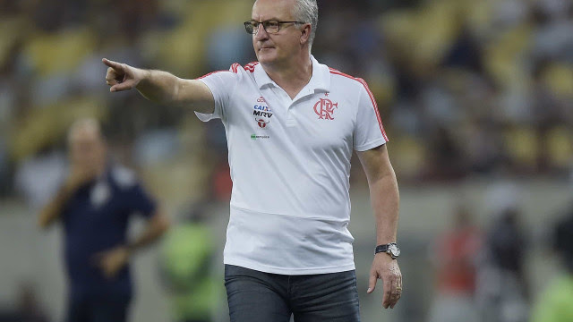 Dorival reforça que Flamengo busca o título: 'não iremos desistir'