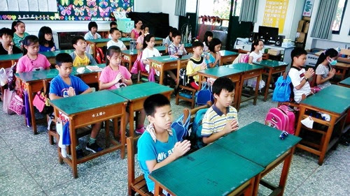 水上國小學生禪定練習 水上國小學生禪定練習