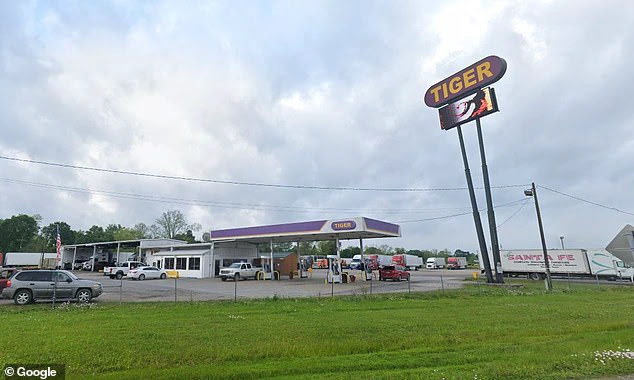 The camel enclosure exists at a truck stop on I-10 just a few miles west of Baton Rouge, LA