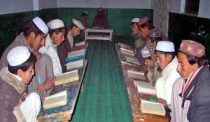 Pakistan: 70,000 Arabic teachers hired for compulsory teaching of Quran