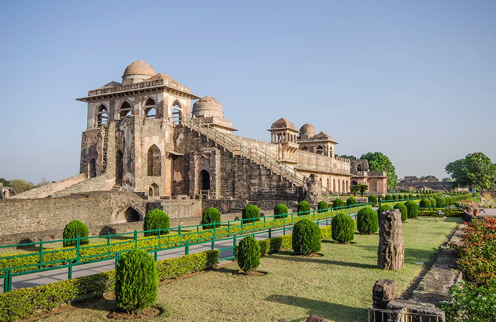 16 Best Places To Visit Near Indore Within 100 Km (2023) FabHotels