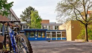 Germany: 11-year-old Muslim threatens teacher with beheading