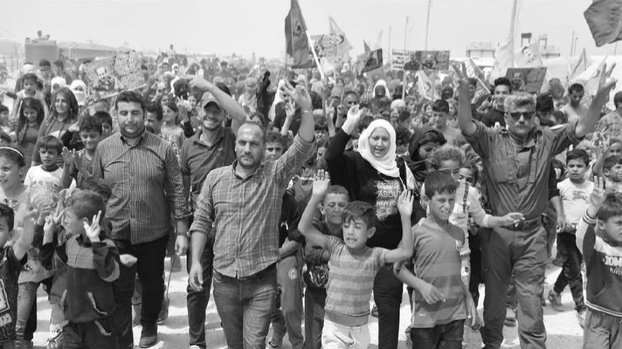 Rojava Bashur protestas la-tinta